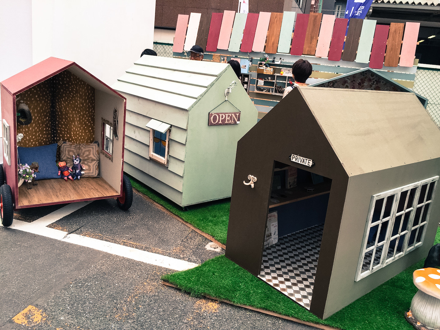 画像 : 《DIY》庭の隅っこに自分小屋♪組立式ミニハウスが楽しすぎる - NAVER まとめ